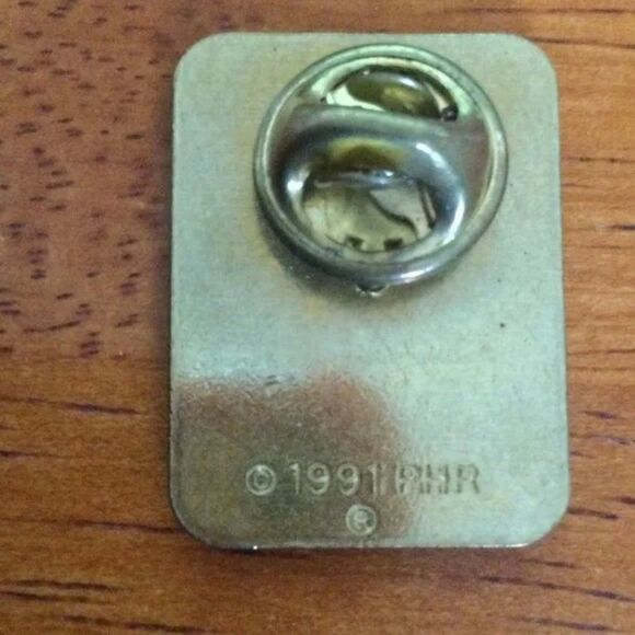 Disney Pin 365 WDW 25th Planet Hollywood - Picture 2 of 2